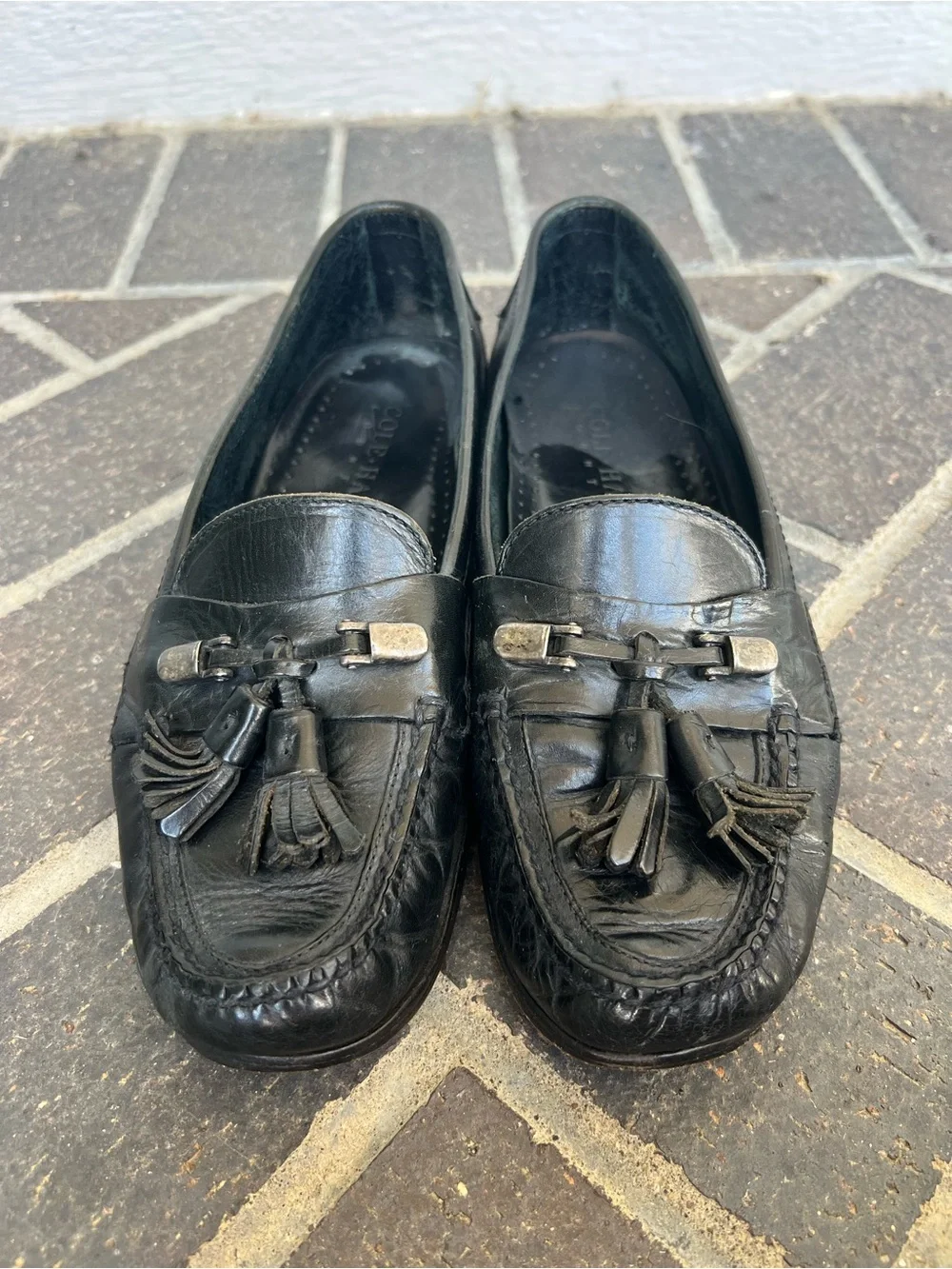 Men’s 8 Cole Haan Black Leather Tassel Loafers